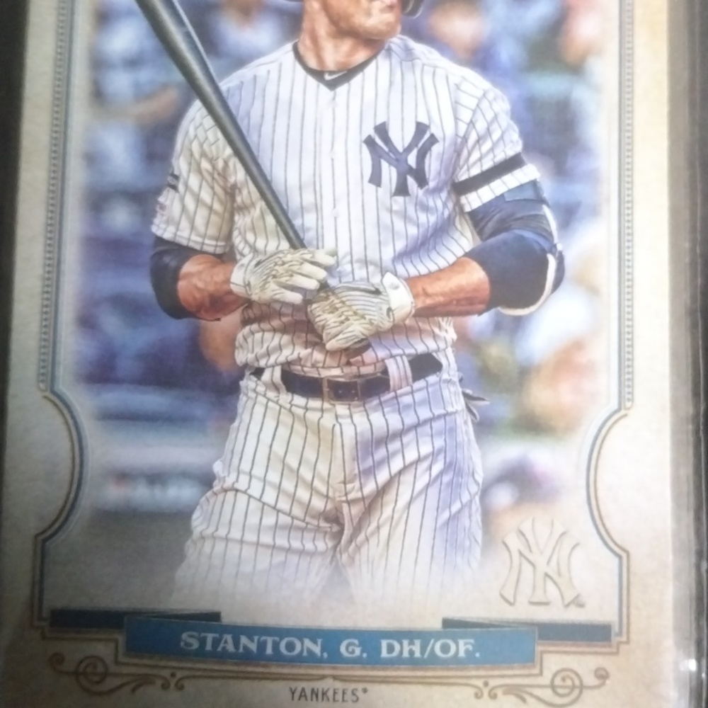 Baseball Cards Album - Picture 3 of 8